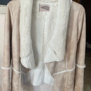 Forever 21 Women's Tan and Cream Teddy Jacket